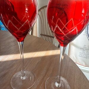 Set of 2 red wine glasses